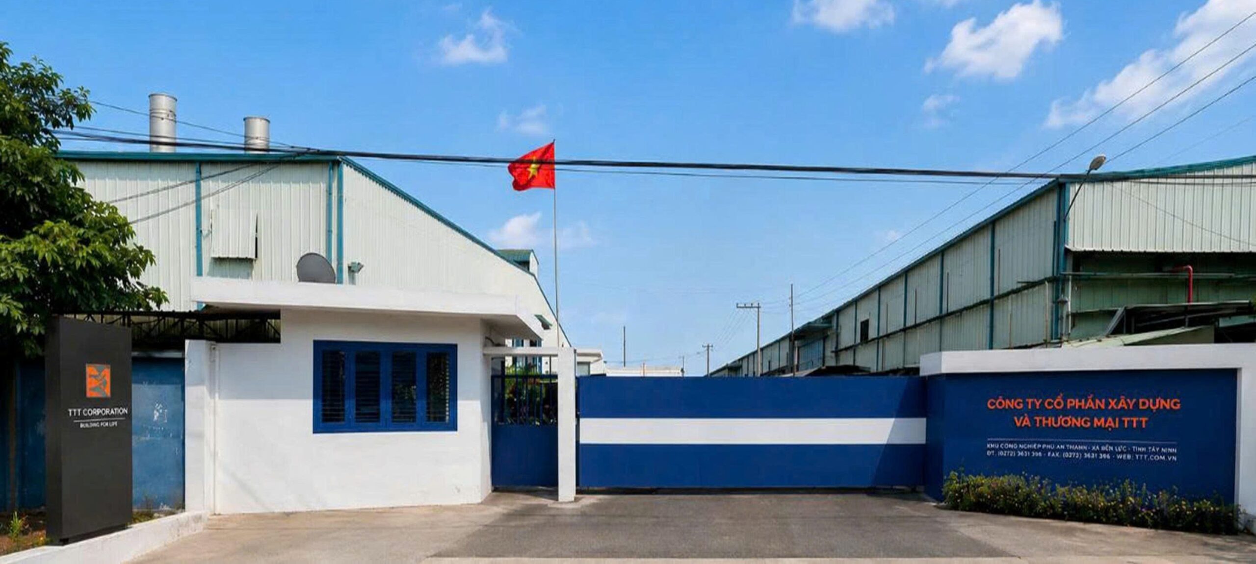 ĐỘI NGŨ THIẾT KẾ TTT GROUP ĐANG THẢO LUẬN PHƯƠNG ÁN KIẾN TRÚC